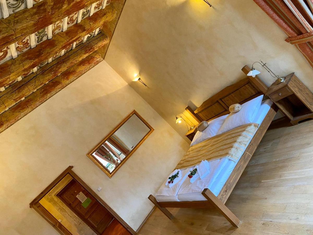 Hotel Opat Кутна-Гора Экстерьер фото